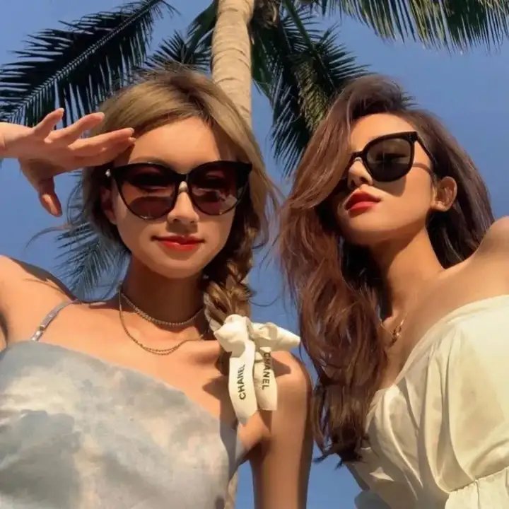 卢贝松之光芒万丈 海报